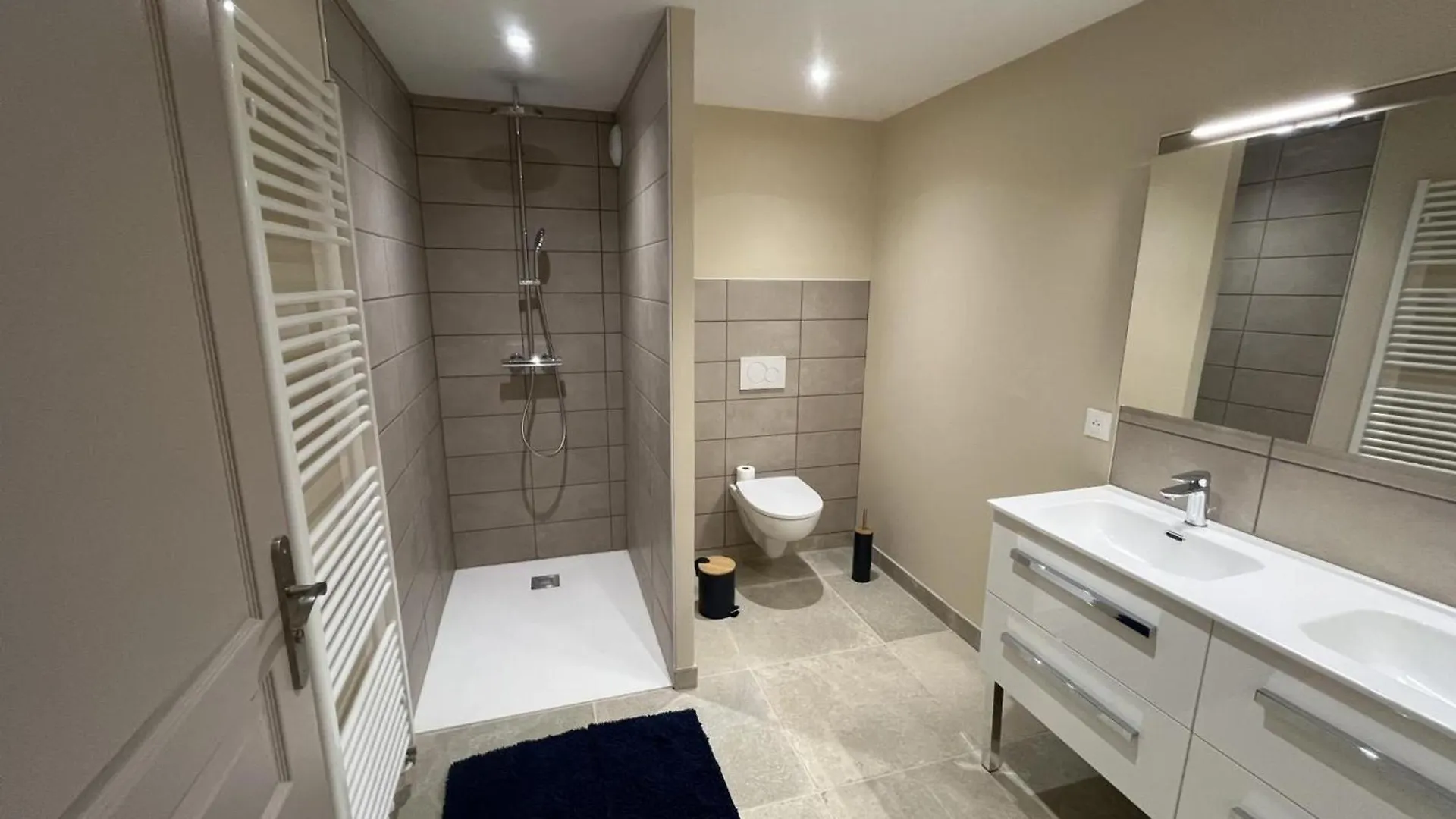 Сasa de vacaciones Gite Spacieux Au Crozet - Animaux Acceptes Et Wifi - Fr-1-496-341 Le Crozet